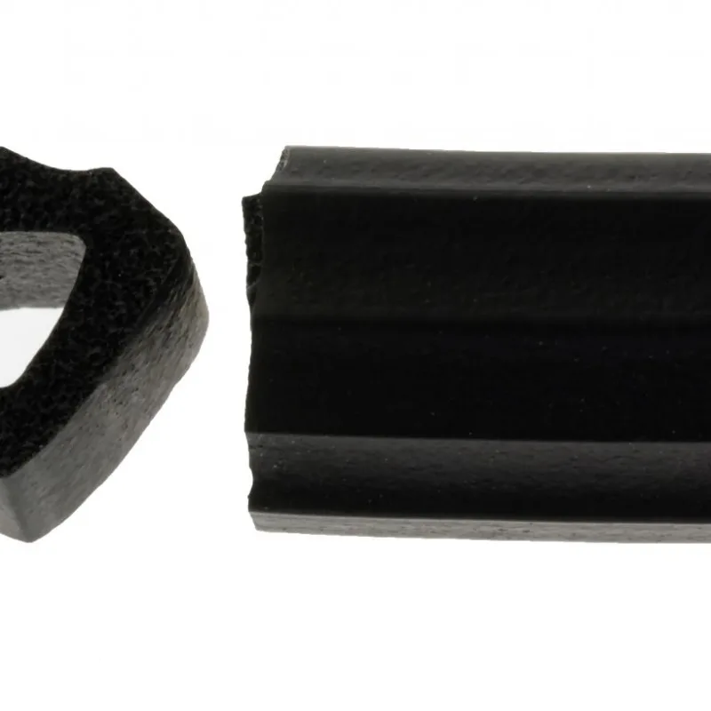 R581574 SEAL CABIN DOOR